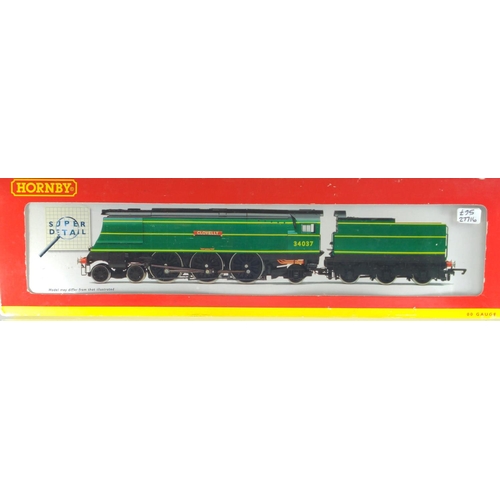 605 - BR 4-6-2 Battle of Britain Class 34090 Sir Eustace Missenden. Manufactured by Hornby. Makers Catalog... 