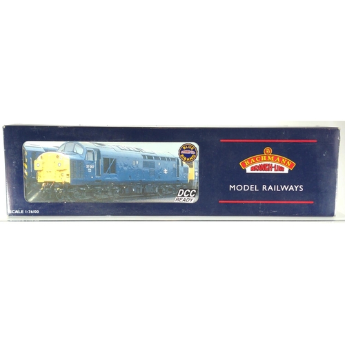 672 - Class 37/0 Diesel BR Blue Centre Head Code 37142 Kernow Model RC Exclusive. Manufactured by Bachmann... 