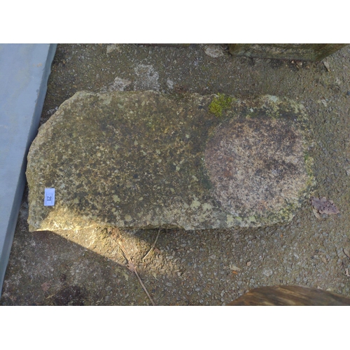 21 - Slab of granite stone 69cm x 35cm x 9cm