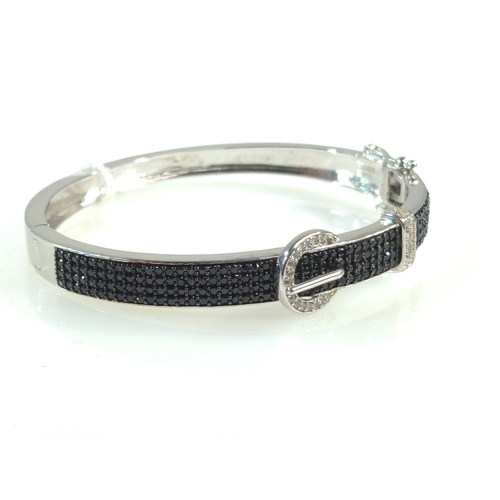 417 - 925 silver stone set hinged buckle style bracelet, inner width 62mm, 21.6 grams