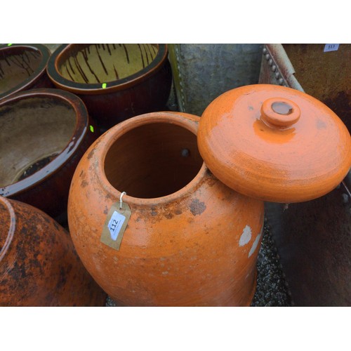 112 - Terracotta rhubarb forcer with lid. H62cm