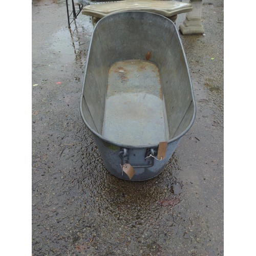 135 - Two handled victorian style galvanised bath L152cm W61cm D40cm