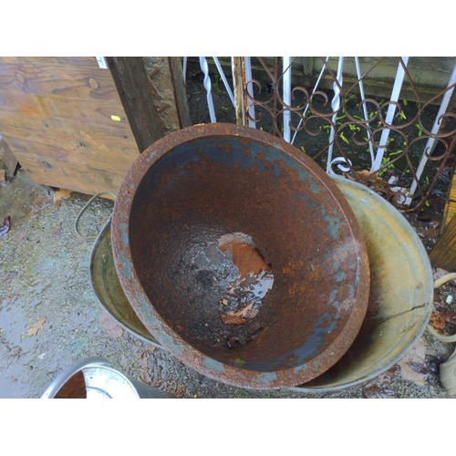 153 - Collection of galvanised garden items Inc watering can. 