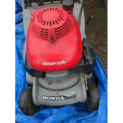 156 - Honda HRB425C 29kg Petrol mower with collection box (cutting W43cm)