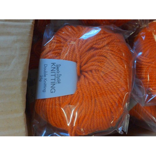 346 - 50 x 25 grams orange 'Simply Stylish' yarn