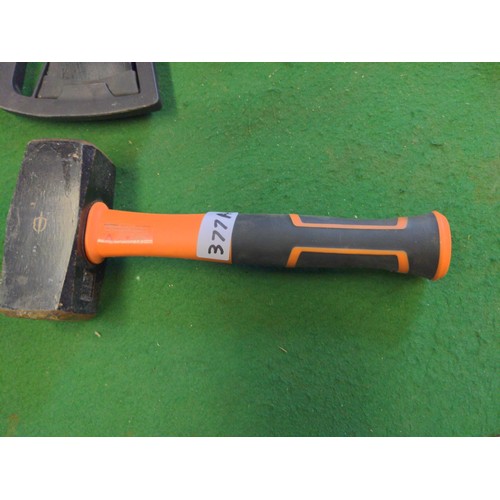 377A - Two Magnusson Axes + 2kg lump hammer