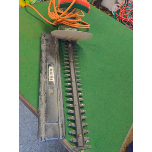 390 - Challenge electric hedge trimmer