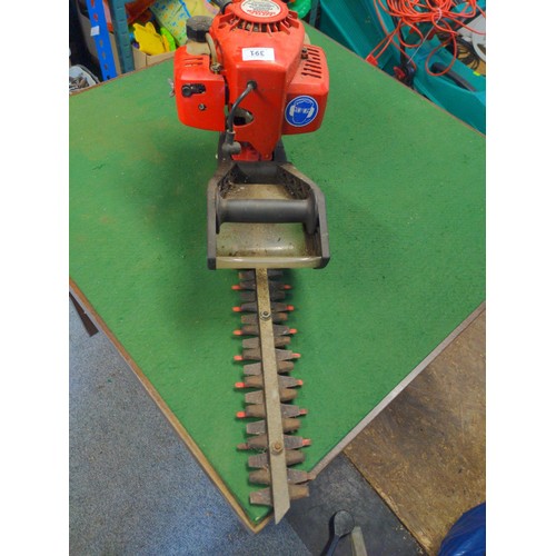 391 - Little wonder hedge trimmer (AF)