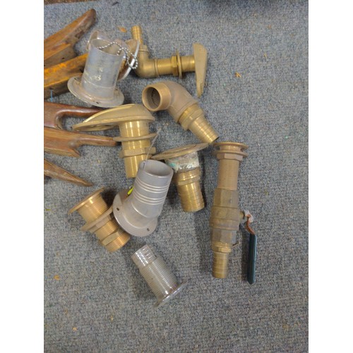 403 - Quantity of boat fittings Inc brass fixings, lights, pulleys, pipes, vents Etc + 10 x wooden cleats&... 