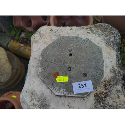 251 - Concrete pedestal sundial H72cm