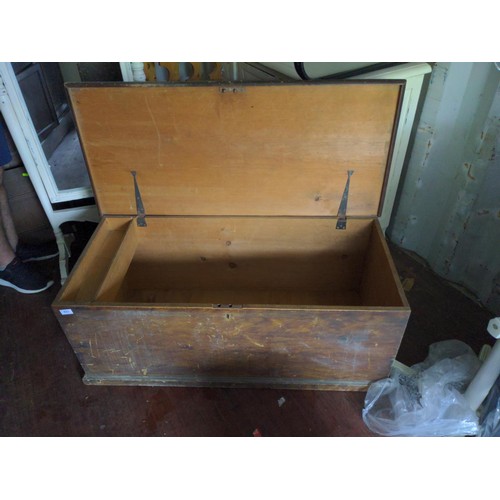 433 - Blanket box with candle shelf & wrought iron handles115 x 51 x ht 44 cms