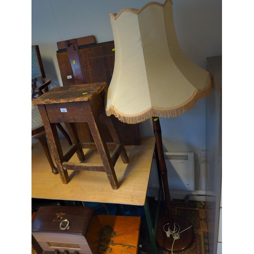 473 - Mahogany standard lamp with shade, no plug