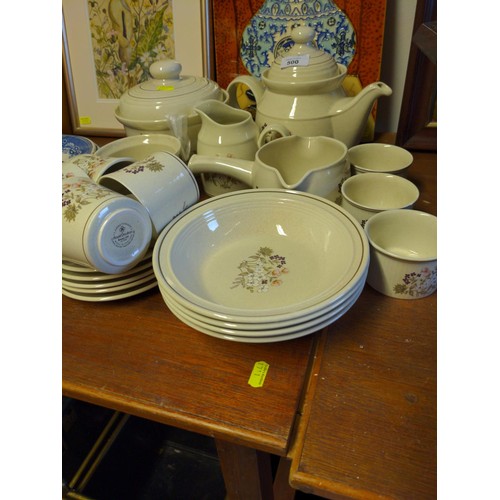 500 - Royal Doulton 'Breadon Hill' tea set for four with other items