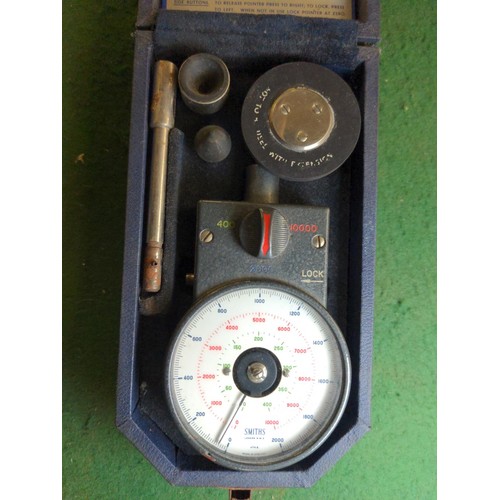 687 - Smiths hand held tachometer in case