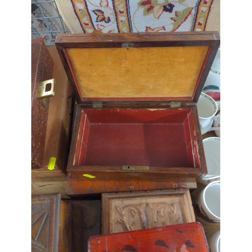 727 - Qty. of wooden boxes & collectables