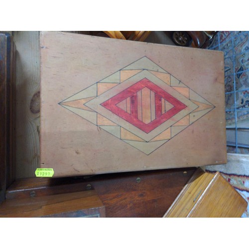 727 - Qty. of wooden boxes & collectables