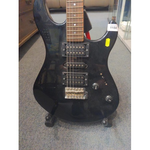 1158 - Yamaha ERG121. Black Stratocaster low action electric guitar.