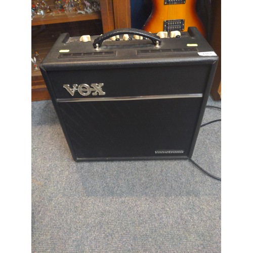 1162 - Vox Valvetronix VT40+ 36W modelling amplifier with 10