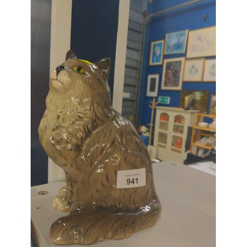 941 - Royal Doulton cat, height 20.5cm