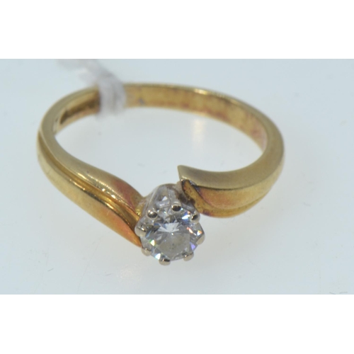 554 - 18ct gold & diamond solitaire ring, the diamond weighing approximately 0.25 carat, size J, gross... 