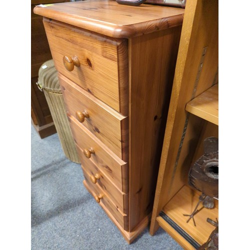 712 - Pine 5 drawer tallboy. 43cm wide x 44cm deep x 97cm high.