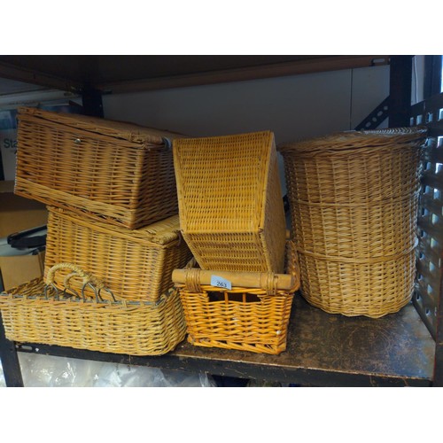 263 - Quantity of wicker baskets