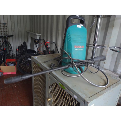 334 - Bosch Aquatak 100 small pressure washer