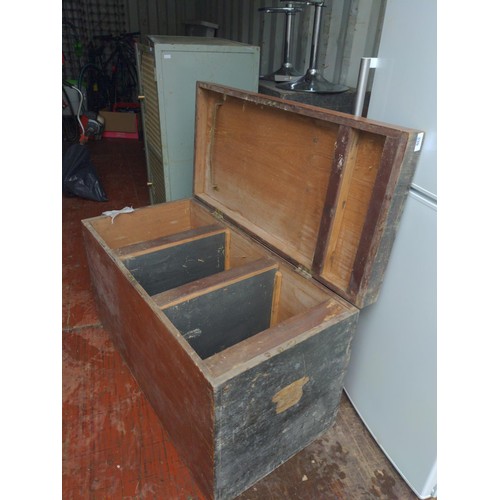 339 - Vintage carpenters tool box. W91cm D45cm H53cm