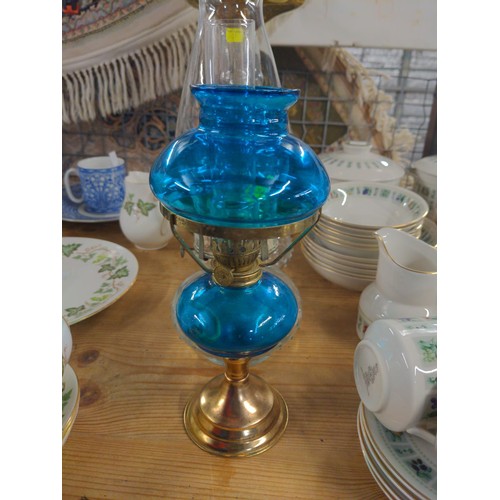 473 - 4 x Oil burning lamps (Largest H70cm) 