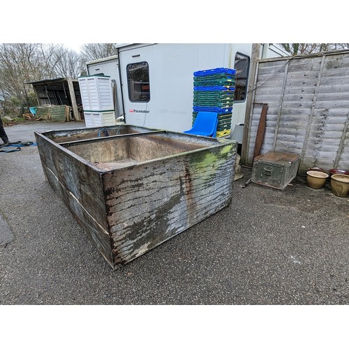 150C - Very large galvanised water holding tank / Industrial Pond / Huge Planter. H77cm D153cm L250cm