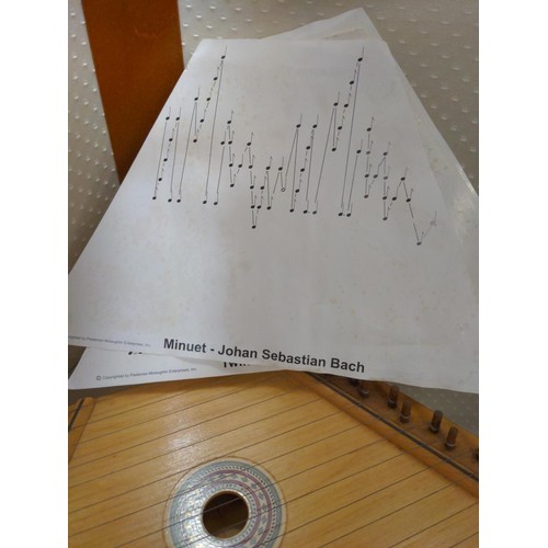 628 - Small Cimbala lap harp