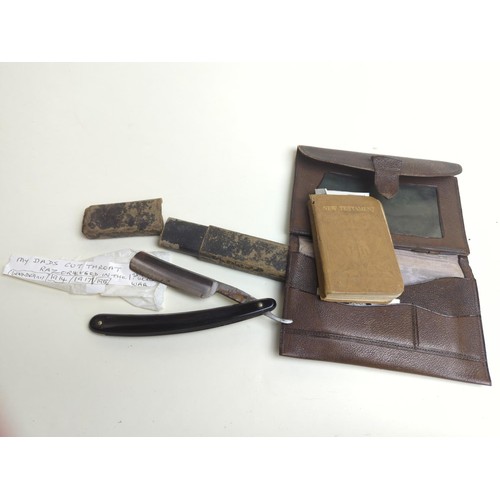 537 - Cut throat razor & vintage leather wallet