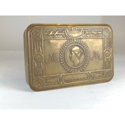 600 - WWI 1914 Princess Mary brass Christmas tin