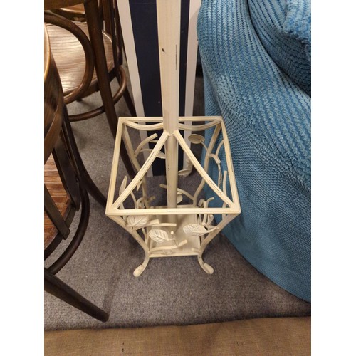 760 - White painted coat/hat/umbrella stand with leaf design. H 184 cm approx