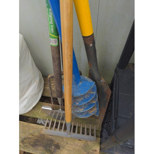 150 - 5 long handled tools, inc. Spade, Fork etc.