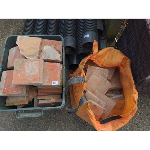 164 - Box & bag of reclaimed quarry terracotta tiles, approx 15 x 15cm