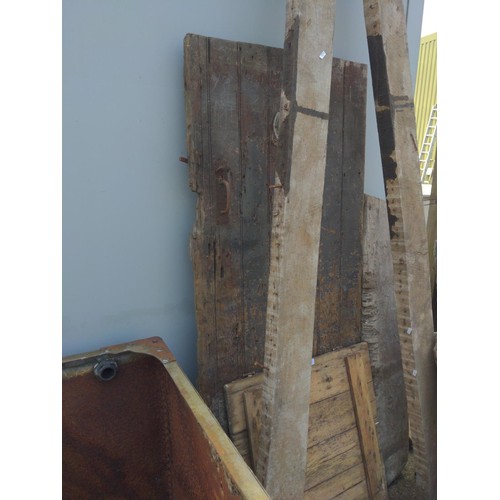 170 - Various rustic reclaimed wood sections. Not treated for woodworm.