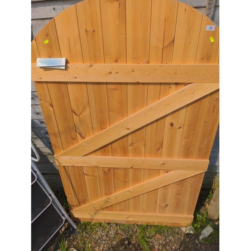 96 - Pine dome topped garden style door/gate. W106.5cm H178cm