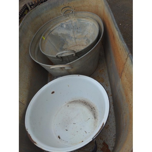 9 - Large galvanised bath (L117cm), 2 galvanised trugs & an enamelled wash bowl