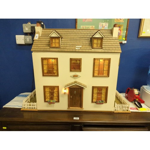 760 - Dolls House with working lights, structurally sound,  W85 D32 H65