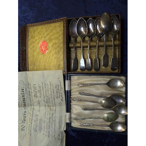 518 - Assorted silverplated ware inc. cased teaspoons, tea set etc.