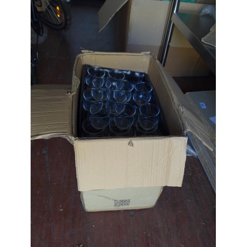 218 - Box of small glass jars. H7cm