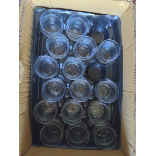 218 - Box of small glass jars. H7cm