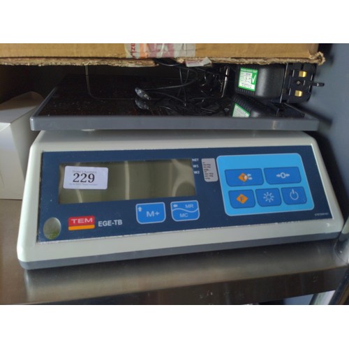 229 - TEM EGE-TV electronic weighing scales