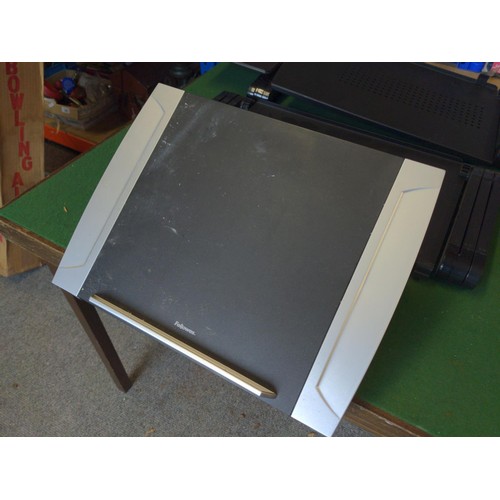 284 - Three laptop stands