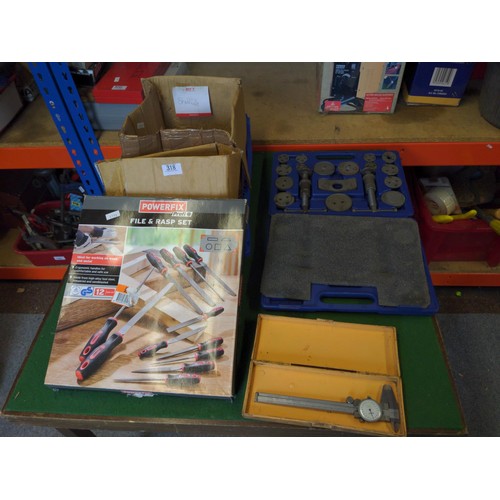 318 - 3 boxes of organised sockets & spanners (Britool, Stahlwille & unmarked misc.) together with... 