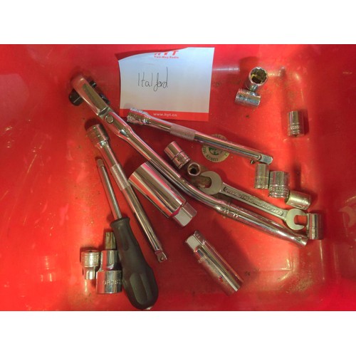 336 - 6 tubs & 1 small box of organised sockets & spanners