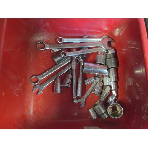 336 - 6 tubs & 1 small box of organised sockets & spanners