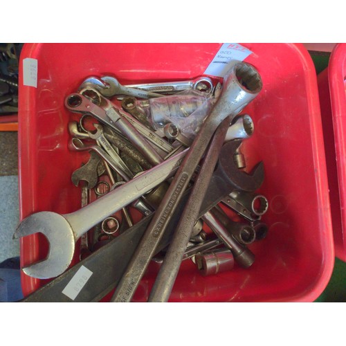 336 - 6 tubs & 1 small box of organised sockets & spanners