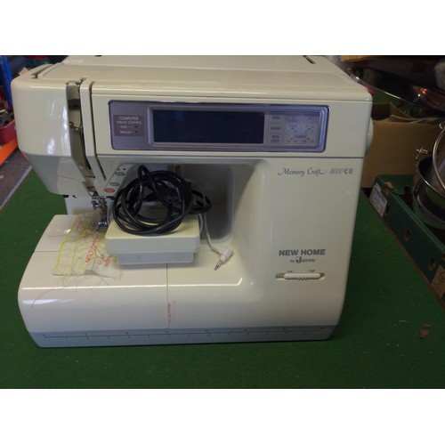 373 - Janome memory craft 8000 CE Sewing machine - Returned as non-working - spares and repair for reoffer... 